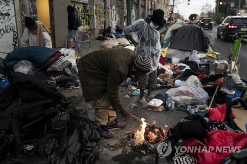 캘리포니아 LA 시내에 거주하는 노숙자들 [AP 연합뉴스 자료사진. 재판매 및 DB 금지]