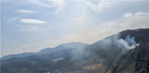 영양 산불 진화 현장 [산림청 제공.재판매 및 DB 금지]