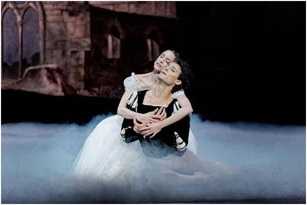 파리 오페라 발레 '지젤' 공연 장면. LG아트센터 서울 제공