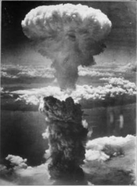 ▲ 1945년 8월9일 나가사키에 투하된 미국 원폭 폭발 모습. 사진=National Archives Museum