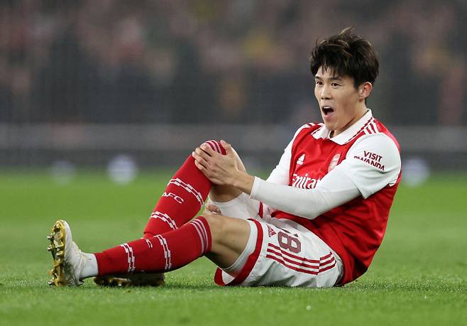 아스널이 일본인 수비수 도미야스 다케히로(25)가 무릎부상으로 시즌아웃 됐다고 밝혔다. 사진은 지난 17일 유럽축구연맹(UEFA) 유로파리그(UEL) 16강 2차전 스포르팅(포르투갈)전에 출전한 도미야스. /사진=뉴스1