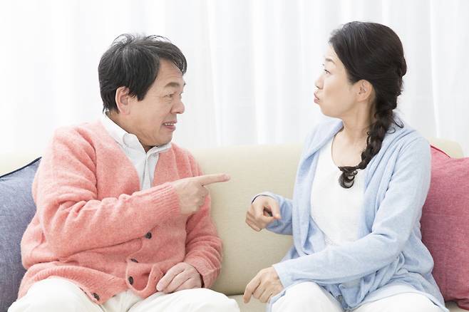 부부 사이에서 멸시하는 대화는 엄밀히 말하면 최악의 언어폭력이다. [사진= 게티이미지뱅크]