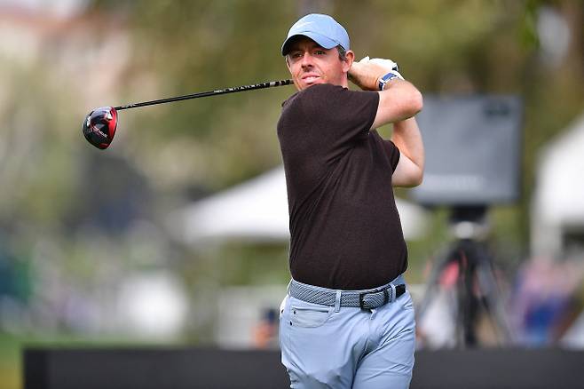 PGA 투어 대표적인 장타자 로리 매킬로이가 골프공 비거리 제한 룰에 대해 찬성한다는 입장을 밝혔다. /사진= 로이터