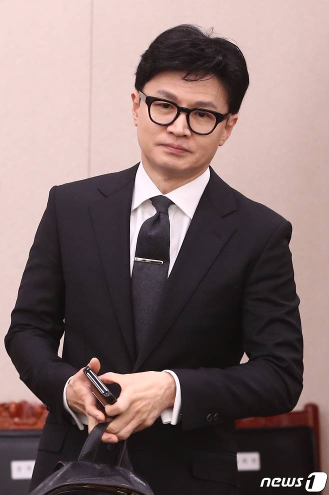 한동훈 법무부 장관이 27일 서울 여의도 국회에서 열린 제404회 국회(임시회) 법제사법위원회 제2차 전체회의에 출석하고 있다. 2023.3.27/뉴스1 ⓒ News1 유승관 기자