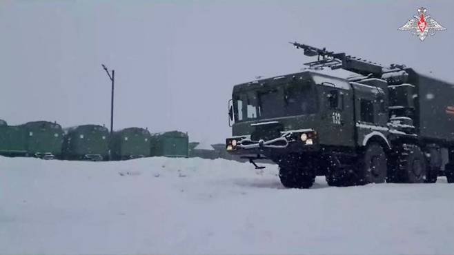 러시아군이 쿠릴열도 파라무시르섬에 설치했다고 밝힌 바스티온 해안 미사일방어체계의 모습.[이미지출처=러시아 국방부]