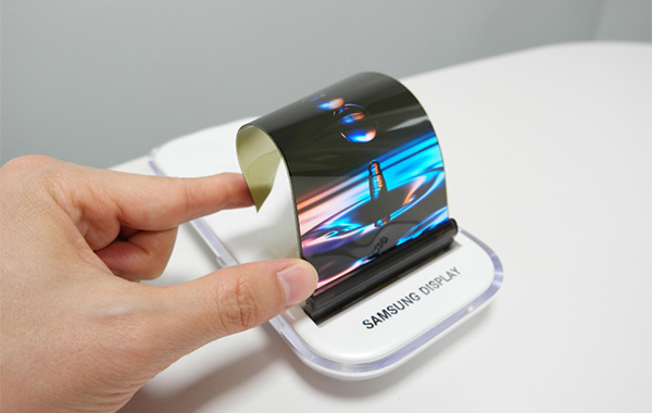 Samsung Display‘s flexible OLED display [Photo provided by Samsung Display]