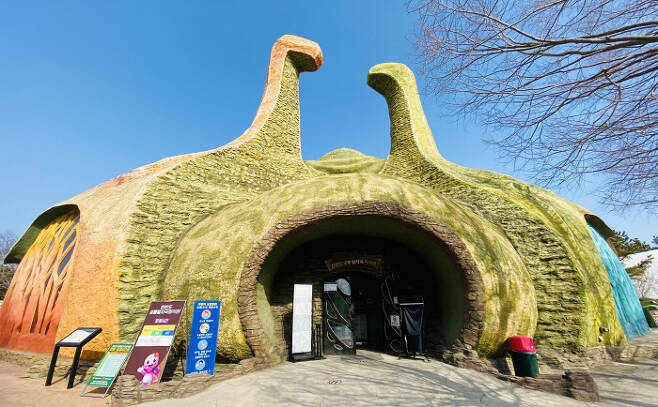 고성군은 최근 창원컨벤션센터에서 열린 경남관광박람회에 참가해 ‘2023경남고성공룡세계엑스포’를 홍보했다.