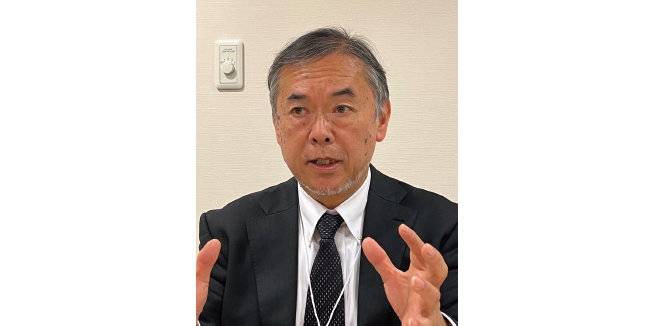 글로벌 시장 조사업체 옴디아 재팬의 수석 애널리스트 미나미카와 아키라. [도쿄=허문명 기자]