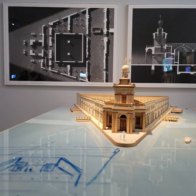 뮤지엄 산 개관 10주년 기념전 '안도 타다오 - 청춘' 전시 중 이탈리아 베니스에 준공된 '푼타 델라 도가나'의 목업. [헤럴드 DB]