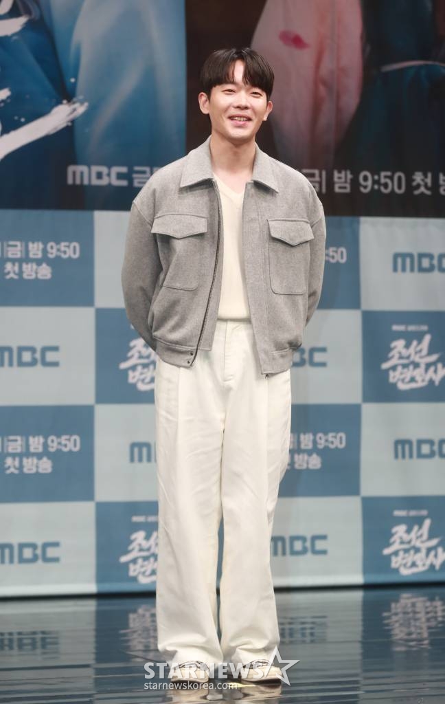 배우 이규성이 31일 오후 서울 상암동 MBC에서 진행된 MBC 금토드라마 '조선변호사' 제작발표회에 참석해 포즈를 취하고 있다.  진정한 복수는 의로운 일을 할 때 가치 있는 것임을 보여주며 백성을 위하는 진짜 변호사로 성장해가는 통쾌한 조선시대 법정 리벤지 활극 드라마 '조선변호사'는 오늘(31일) 첫 방송된다. /2023.03.31 /사진=이동훈 기자 photoguy@