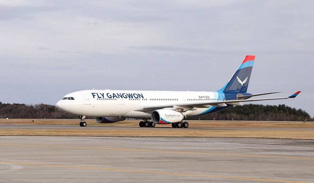 ▲ 플라이강원 항공기.[플라이강원 제공]