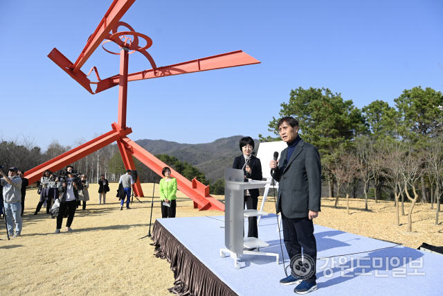 ▲ 원주 뮤지엄산이 최근 개관 10주년을 기념, 세계적인 건축 거장 안도 타다오의 국내 첫 개인전 ‘안도 타다오-청춘’의 막을, 강연 ‘꿈을 걸고 달려라’와 함께 올렸다. 전시는 오는 7월 30일까지 열린다.