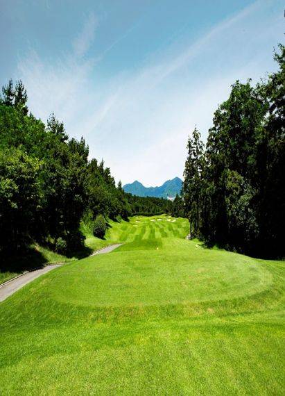 [fn마켓워치]메가스터디, 18홀 '롯데스카이힐김해C