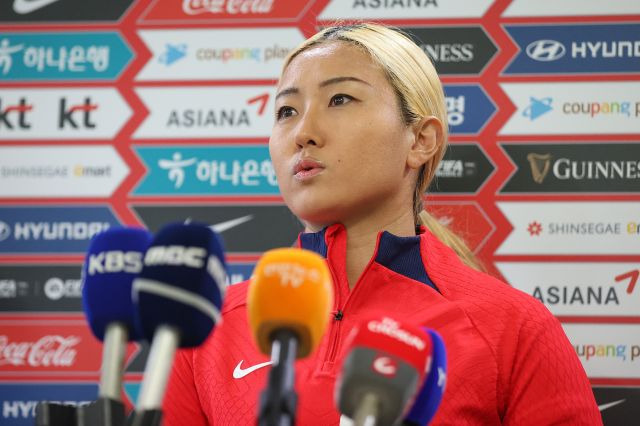 대한민국 축구 국가대표 조소현이 5일 경기도 파주 축구대표팀 트레이닝센터(NFC)에서 인터뷰하고 있다. 연합뉴스