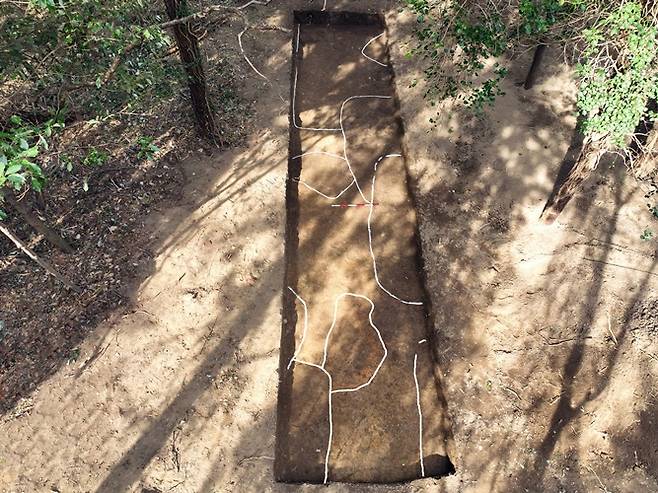 옥녀봉 토성 성내 평탄지에서 확인된 삼국시대 주거지 [사진제공=해남군]