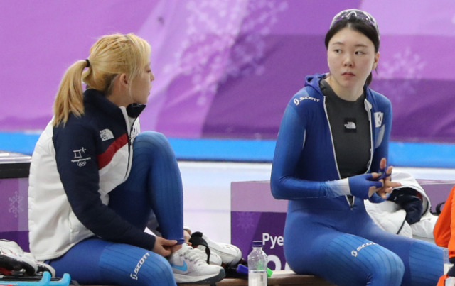 2018평창동계올림픽 당시 김보름(왼쪽)과 노선영. [연합]