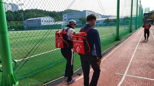 산불감시원 채용 전형 중 응시자들이 체력 검정을 실시하는 장면. 세계일보 자료사진