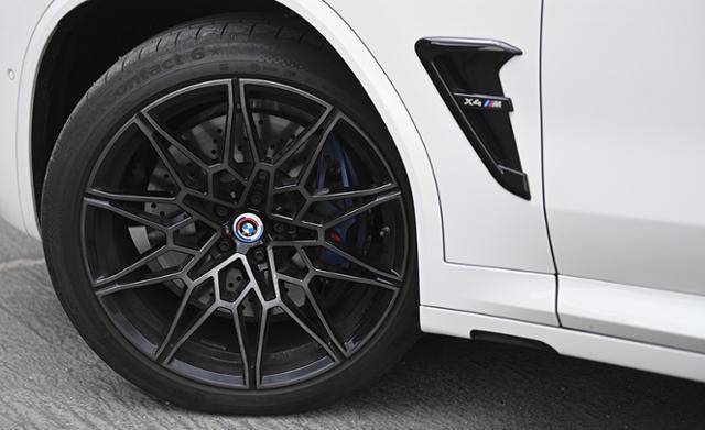 BMW X4 M 컴페티션