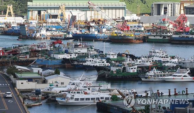 울산 장생포항 전경 [연합뉴스 자료사진]