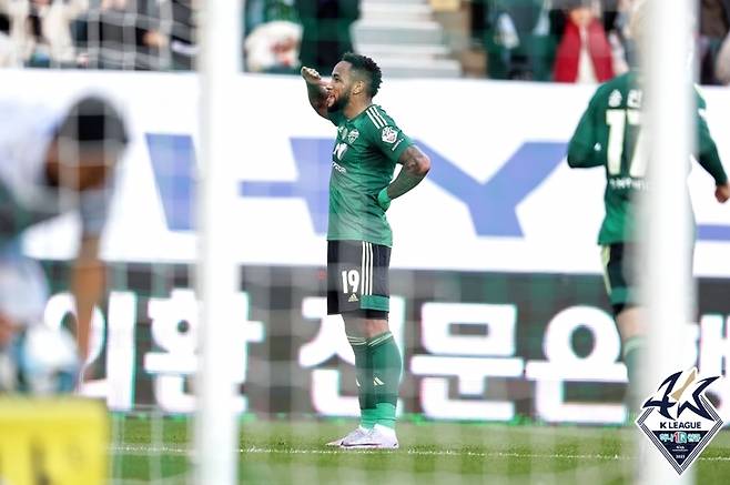 [서울=뉴시스]쐐기골 넣은 전북현대 하파 실바. 2023.04.09. (사진=한국프로축구연맹 제공) *재판매 및 DB 금지