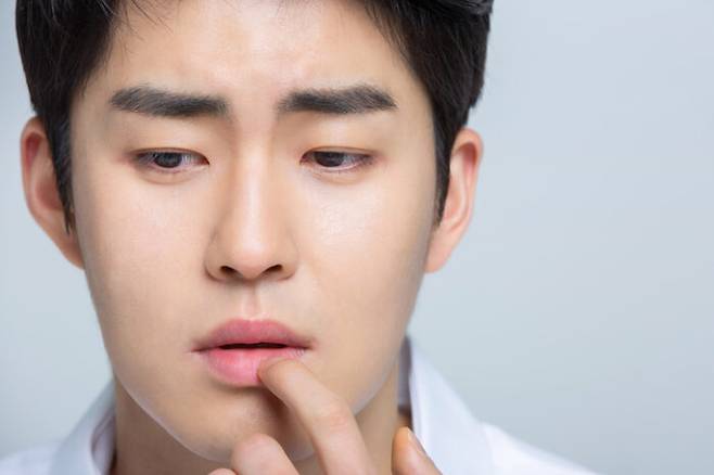 혀에 암이 생기는 '설암'은 초기 증상이 구내염과 비슷해 방치하기 쉽다. 정기적인 검진으로 제때 발견해 치료해야 한다. [사진=게티이미지뱅크]