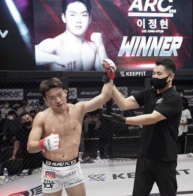 이정현이 ROAD TO UFC 시즌 2에 출전한다.