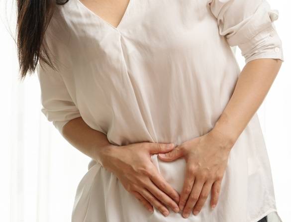 갑작스런 복통, 설사, 복부 팽만감 등 소화장애가 나타나면 먹은 음식에서만 원인을 찾을 게 아니다. 만성 스트레스 때문은 아닌지 곰곰 따져 대책을 마련해야 한다. [사진=게티이미지뱅크]