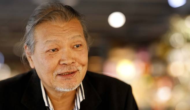 “첫째, 흥미진진할 것. 둘째, 새로울 것. 셋째, 독자를 불편하게 할 것.” 강태형 문학동네 창립자는 김화영 고려대 불문과 명예교수에게 들은 이 세 가지를 ‘좋은 책’의 조건으로 이야기한다. <:김호영 기자>