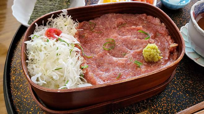 The negitoro bento at Seopsikdang in Mangwon (Kim Hae-yeon/ The Korea Herald)