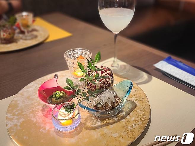 카나자와 코스 중 전채 요리 ⓒ News1