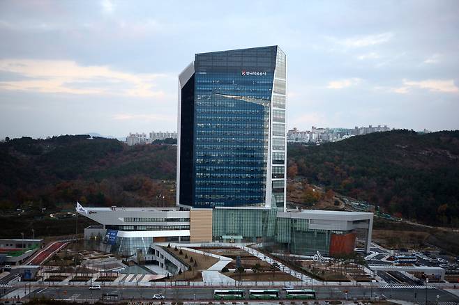 한국석유공사 전경. 공사는 지난해 12년 만에 흑자 전환했다.
 한국석유공사