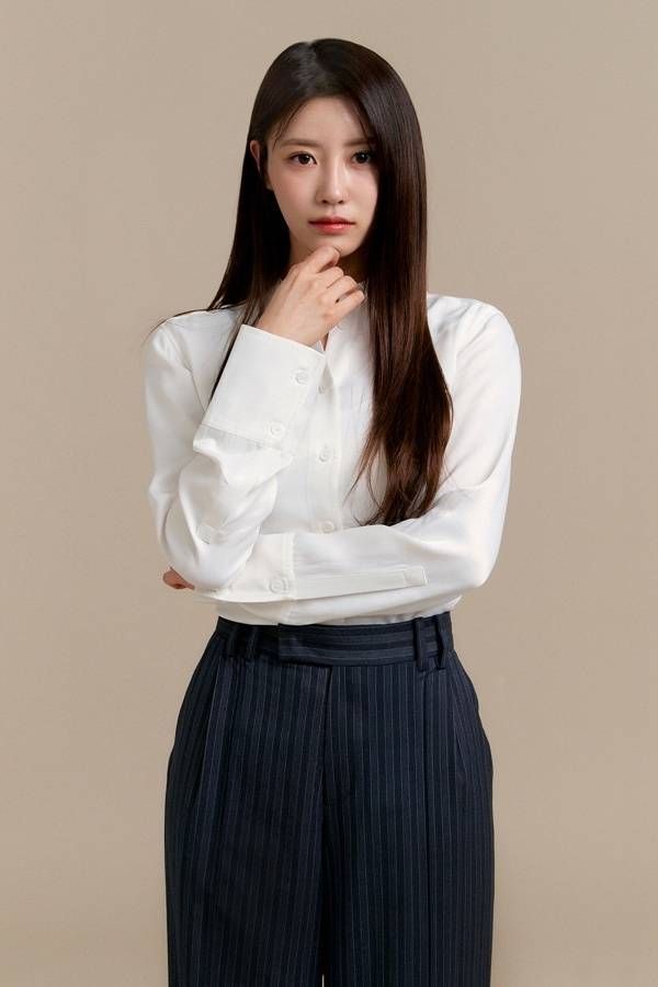 이미주. 사진｜안테나