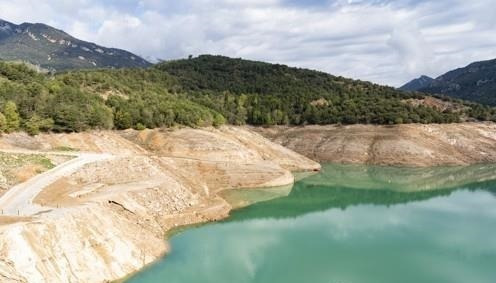 가뭄으로 저수량 줄어든 스페인 바르셀로나 저수지. 바르셀로나=EPA/연합