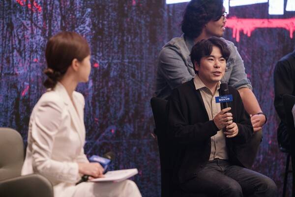 현정완 MBC PD가 취재진의 질의에 대해 답변하고 있다. (사진=웨이브)&nbsp;