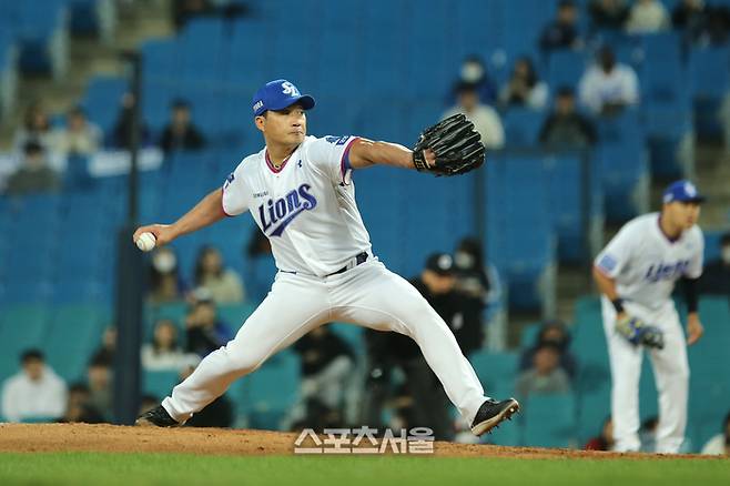 삼성 오승환이 26일 대구삼성라이온즈파크에서 열린 2023 KBO리그 정규시즌 두산전에서 힘차게 공을 뿌리고 있다. 사진제공 | 삼성 라이온즈