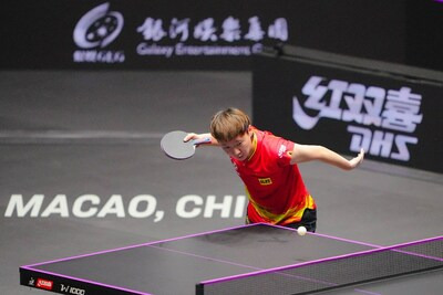 Wang Manyu (China) defeated teammate Chen Meng (China) to win the women's singles champion. (PRNewsfoto/Galaxy Entertainment Group)