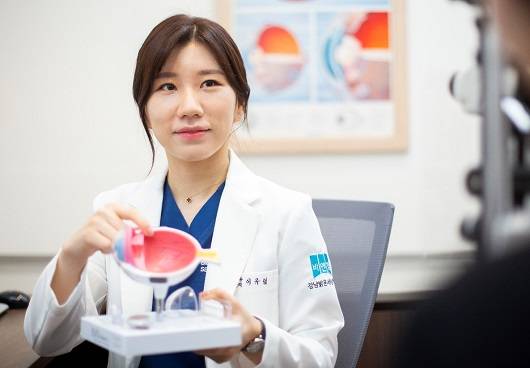 이유림 원장ㅣ출처:비앤빛강남밝은세상안과