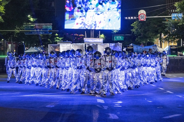 지난해 7월 대구 도심에서 열린 파워풀대구페스티벌 거리 퍼레이드 모습. 대구시 제공