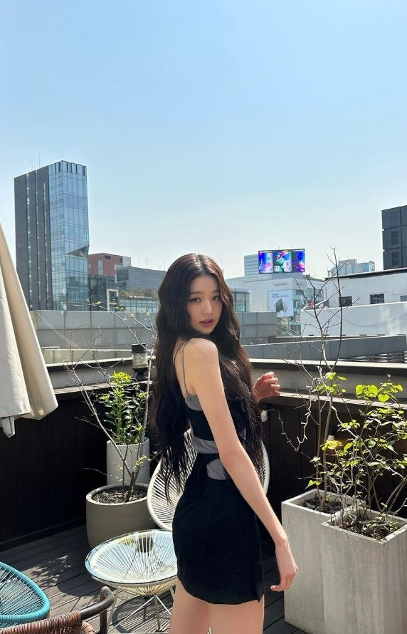 장원영 SNS 캡처.