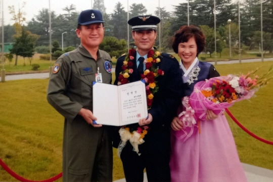 광주의 공군 제1전투비행단에서 퇴역한 김창규 전 원사. 김창규 전 원사 제공