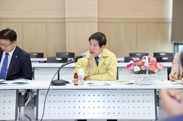 공영민 고흥군수 스마트팜혁신밸리에서 현장 간부회의를 가졌다. 고흥군 제공