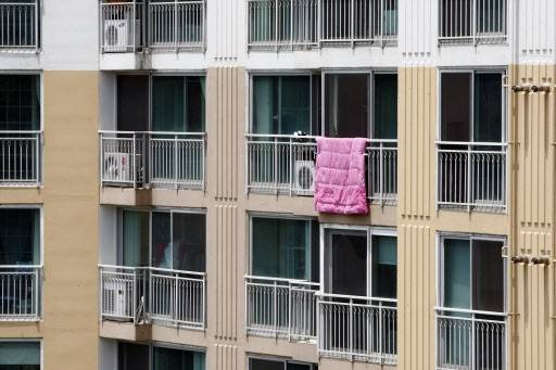 고층아파트 이불 자료사진. 연합뉴스