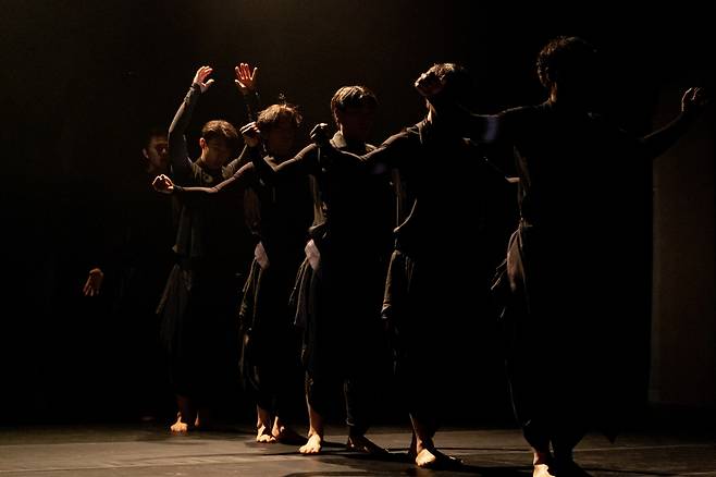 Dancers rehearse "Chun-hyang" (Jeongdong Theater)