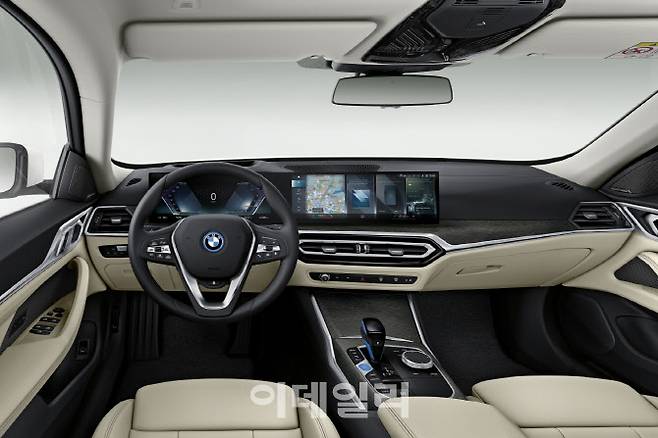 BMW i4 실내.(사진=BMW코리아.)