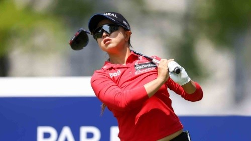 보기 없이 버디만 6개를 잡아 1타 차 선두에 오른 김세영. [사진=LPGA]