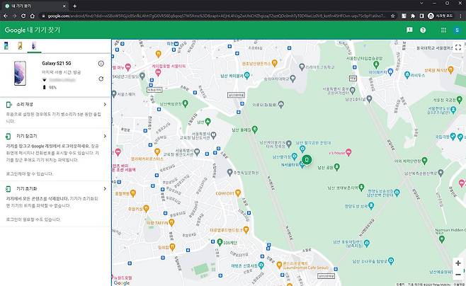 내 기기 찾기를 시작하면 스마트폰의 위치가 표기됩니다. 이 상태에서 소리를 재생하거나 기기를 잠그거나 초기화하는 등의 조치도 취할 수 있습니다. 출처=IT동아
