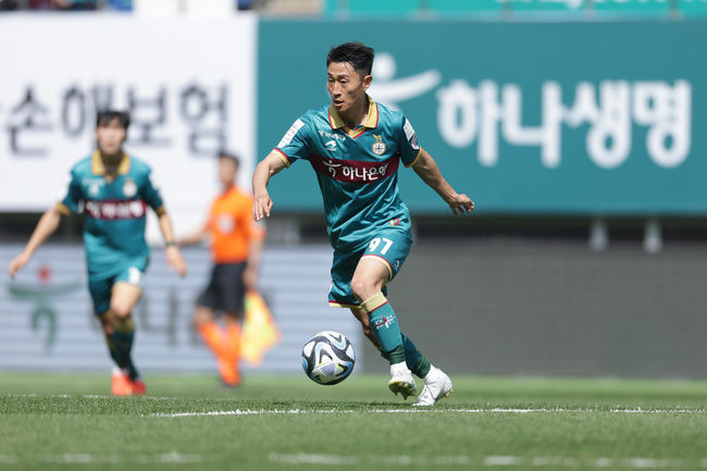 [사진] 이진현 / 한국프로축구연맹 제공.