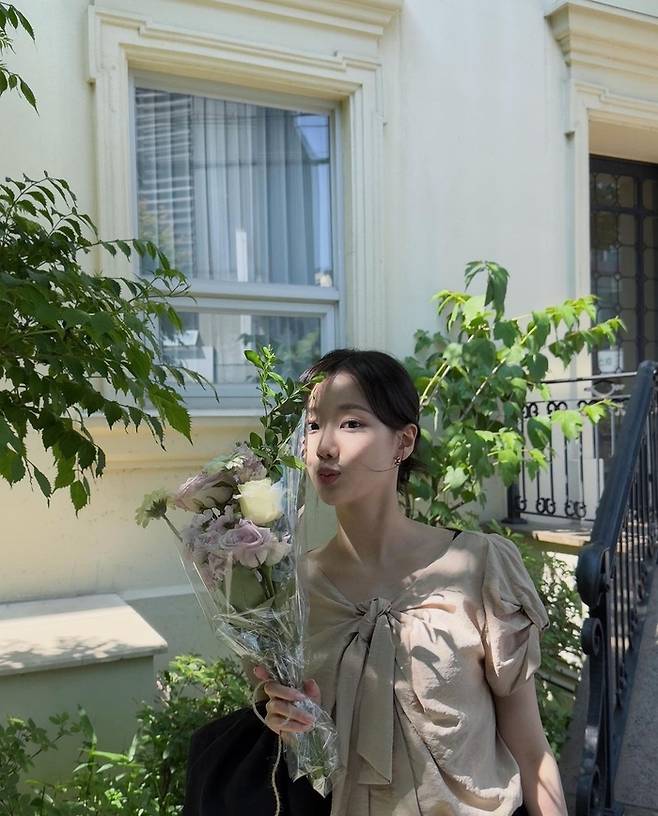 가수 이나은. 출처 | 이나은 채널