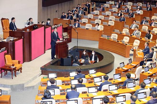 쥐스탱 트뤼도 캐나다 총리가 17일 국회 본회의장에서 여야 의원들을 상대로 연설을 하고 있다. 사진=박범준 기자