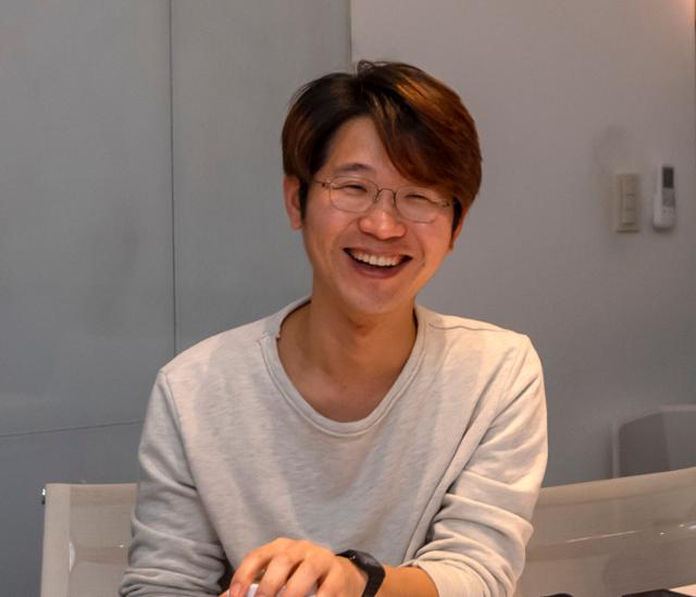 김상현 운칠기삼 공동대표는 코딩에 빠져 서울대 전기공학부를 중퇴하고 네이버와 카카오에서 개발자로 일했다. 안다은 인턴기자